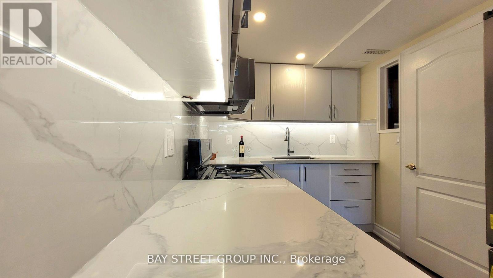Lower - 37 Sir Bodwin Place, Markham, ON
