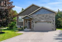 15 SAUNDERS STREET Collingwood, ON L9Y 0G2
