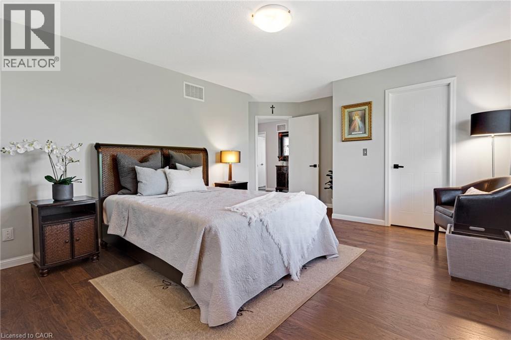 36 Dellgrove Circle, Cambridge, ON - Indoor Photo Showing Bedroom