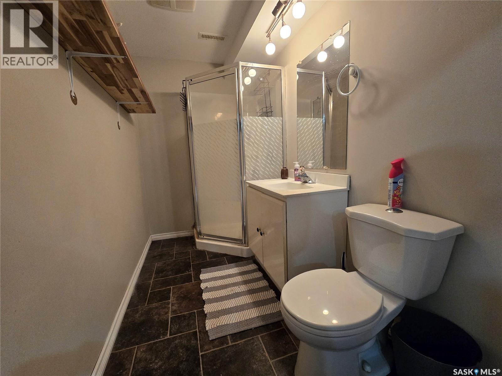 619 Brimacombe Drive, Weyburn, SK