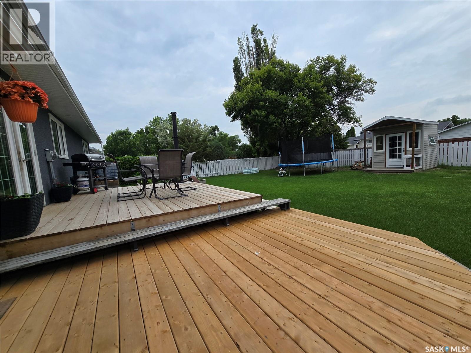 619 Brimacombe Drive, Weyburn, SK