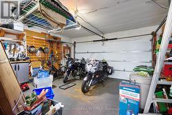 Double Garage - so hard to find! -