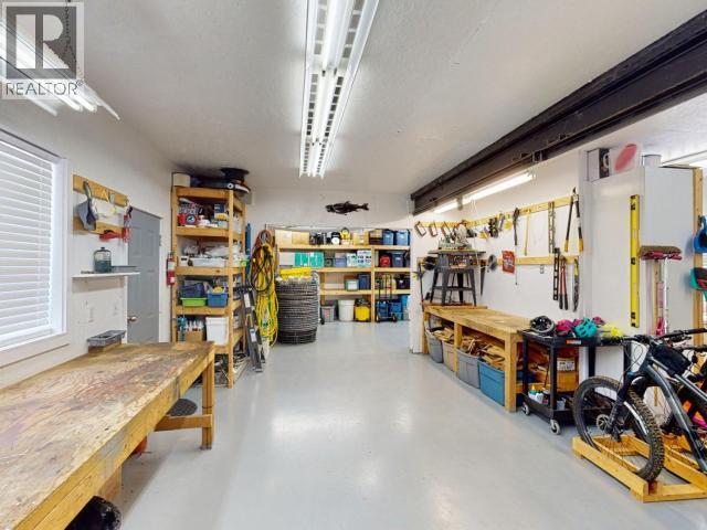 8206 Centennial Drive, Powell River, BC