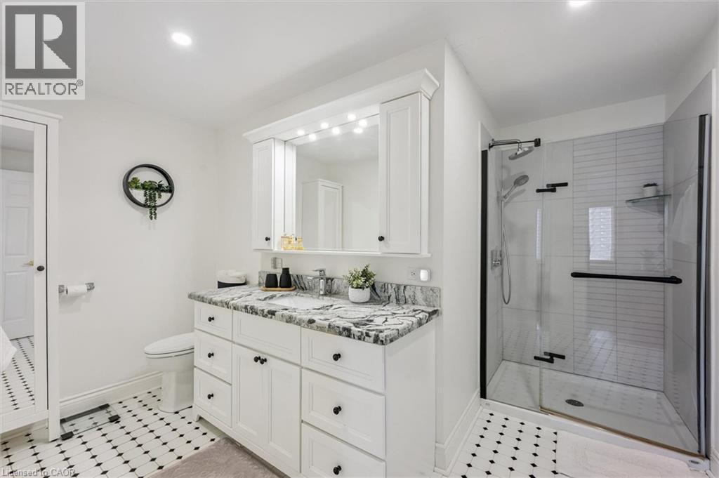 1418 Ghent Avenue, Burlington, ON