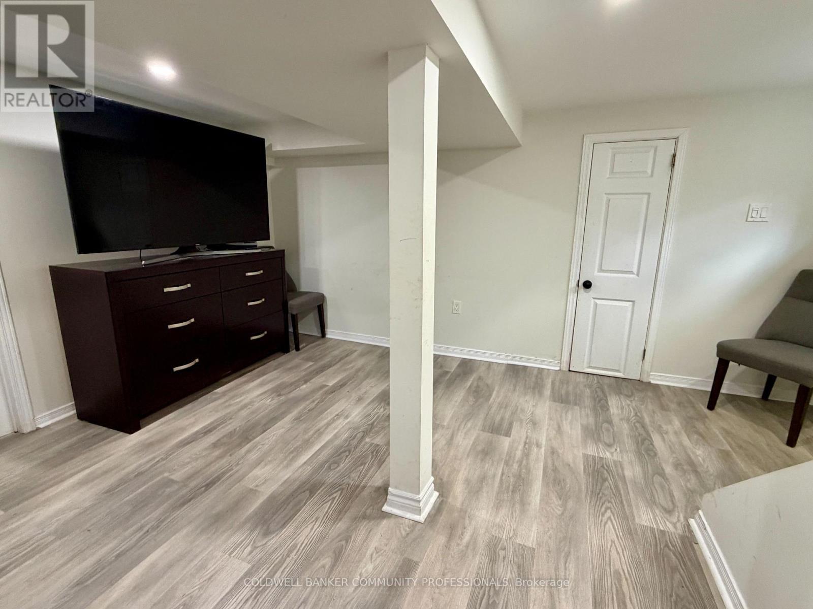 94 Howard Avenue, Hamilton, ON