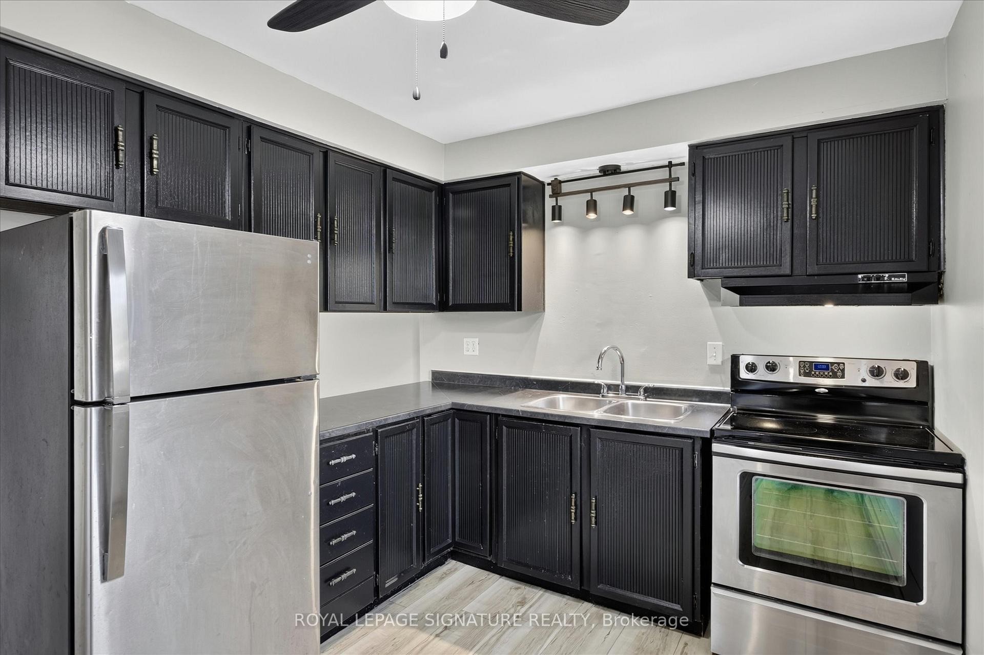 36-30 Champlain Crescent, Peterborough, ON
