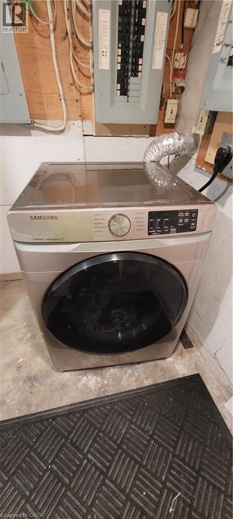 98 Limeridge Road E Unit# Lower Level, Hamilton, ON - Indoor Photo Showing Laundry Room