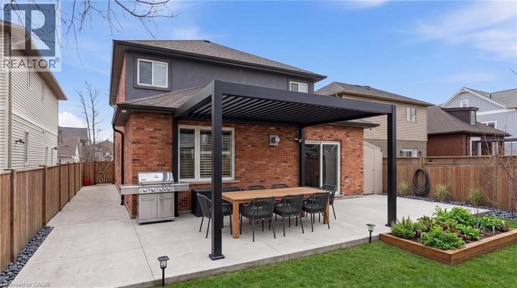 Virtually grass and pergola. - 5 Arden Avenue, Hamilton, ON
