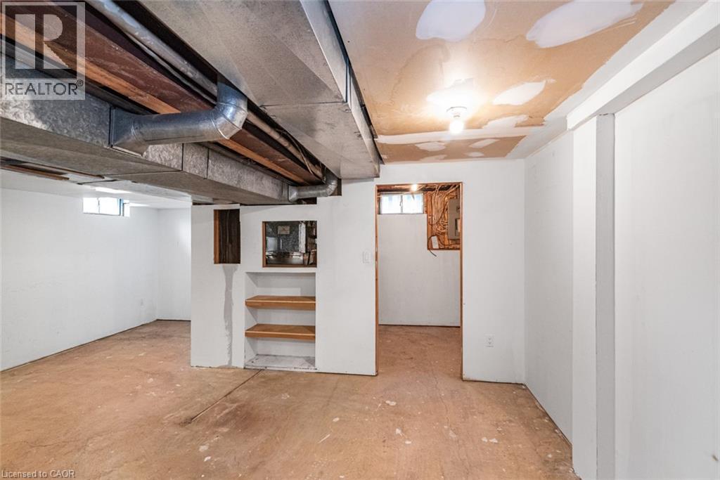 381 Kerman Avenue, Grimsby, ON - Indoor Photo Showing Basement