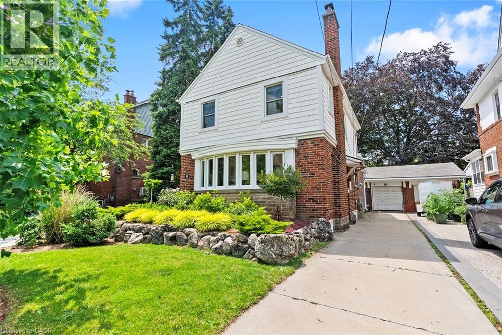 88 Rothsay Avenue, Hamilton, ON - Outdoor