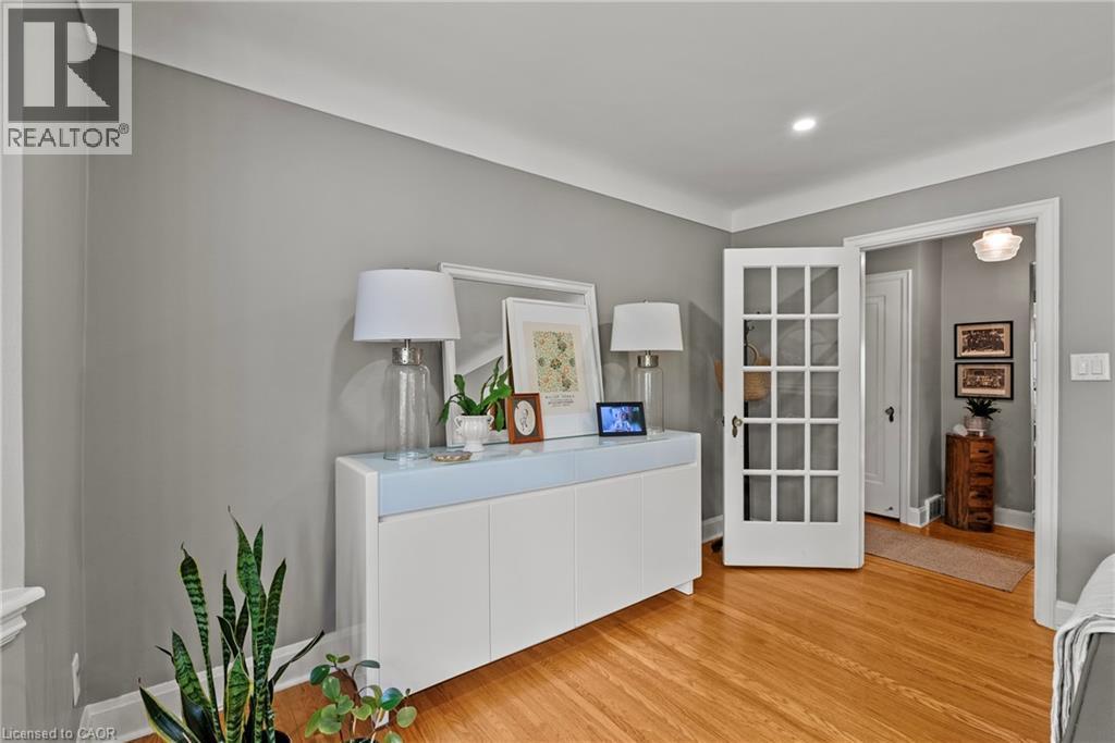 88 Rothsay Avenue, Hamilton, ON - Indoor