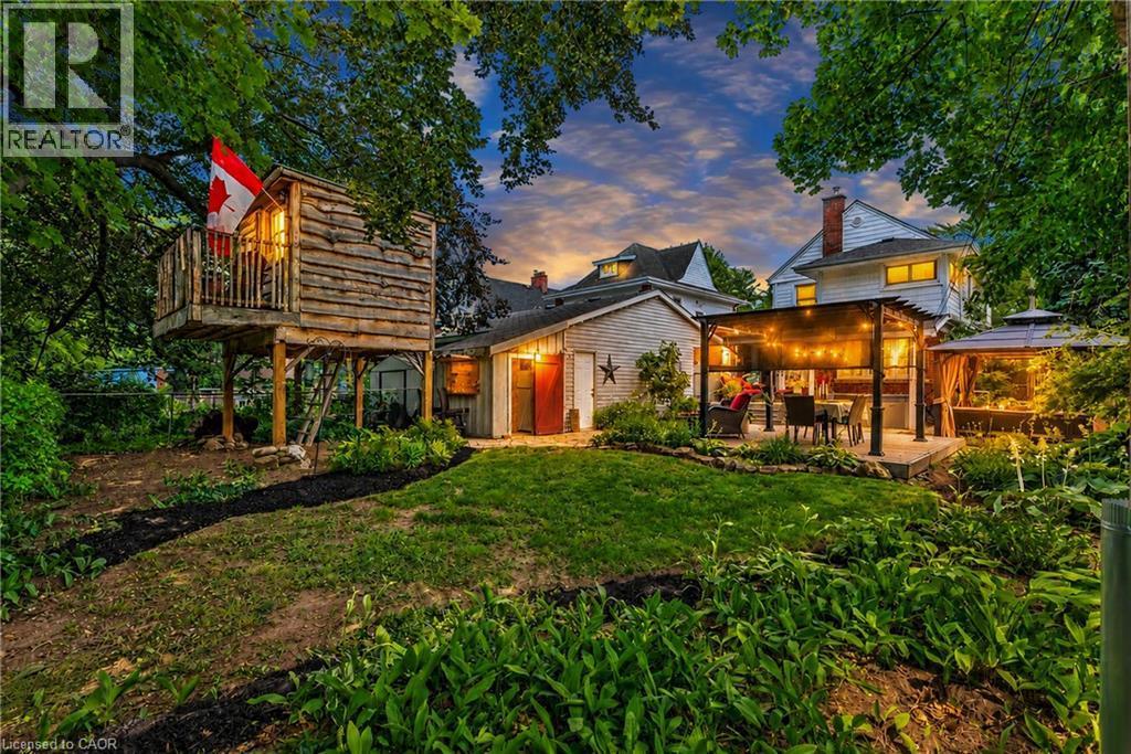 88 Rothsay Avenue, Hamilton, ON - Outdoor