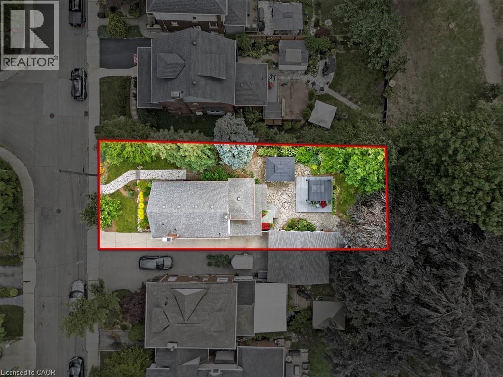 88 Rothsay Avenue, Hamilton, ON - Outdoor