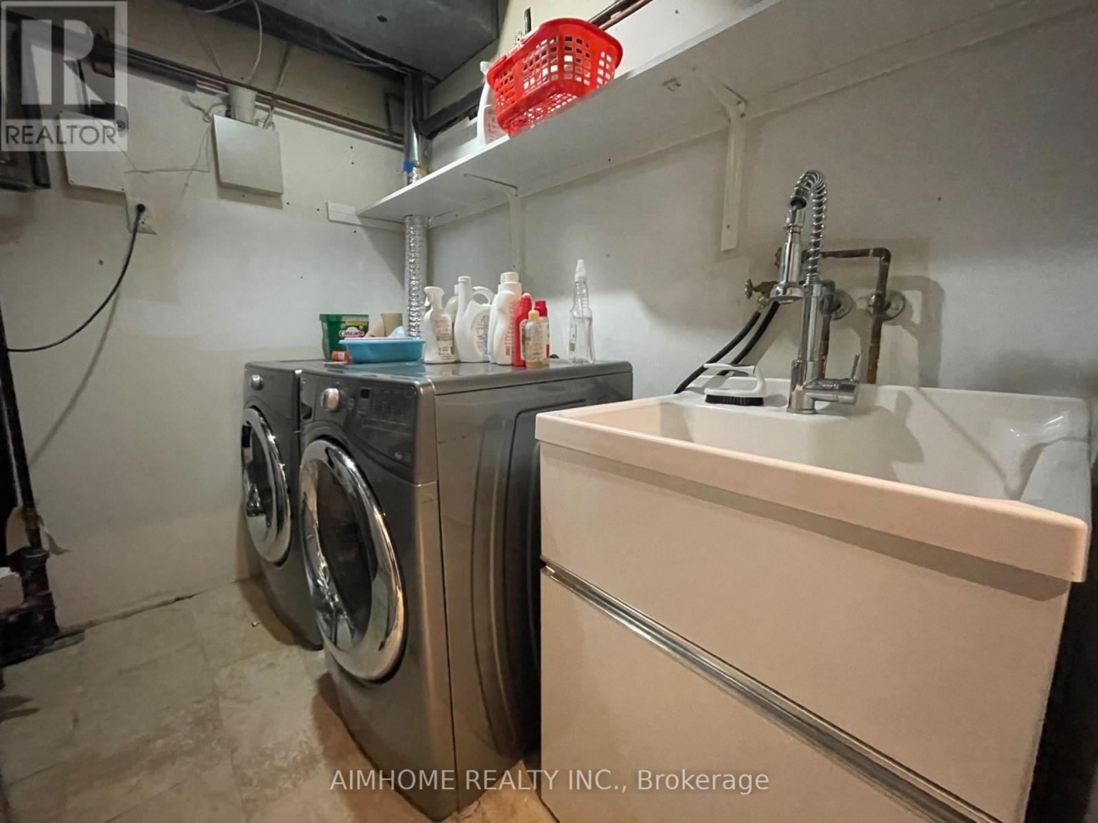 75 Leitchcroft Crescent, Markham, ON