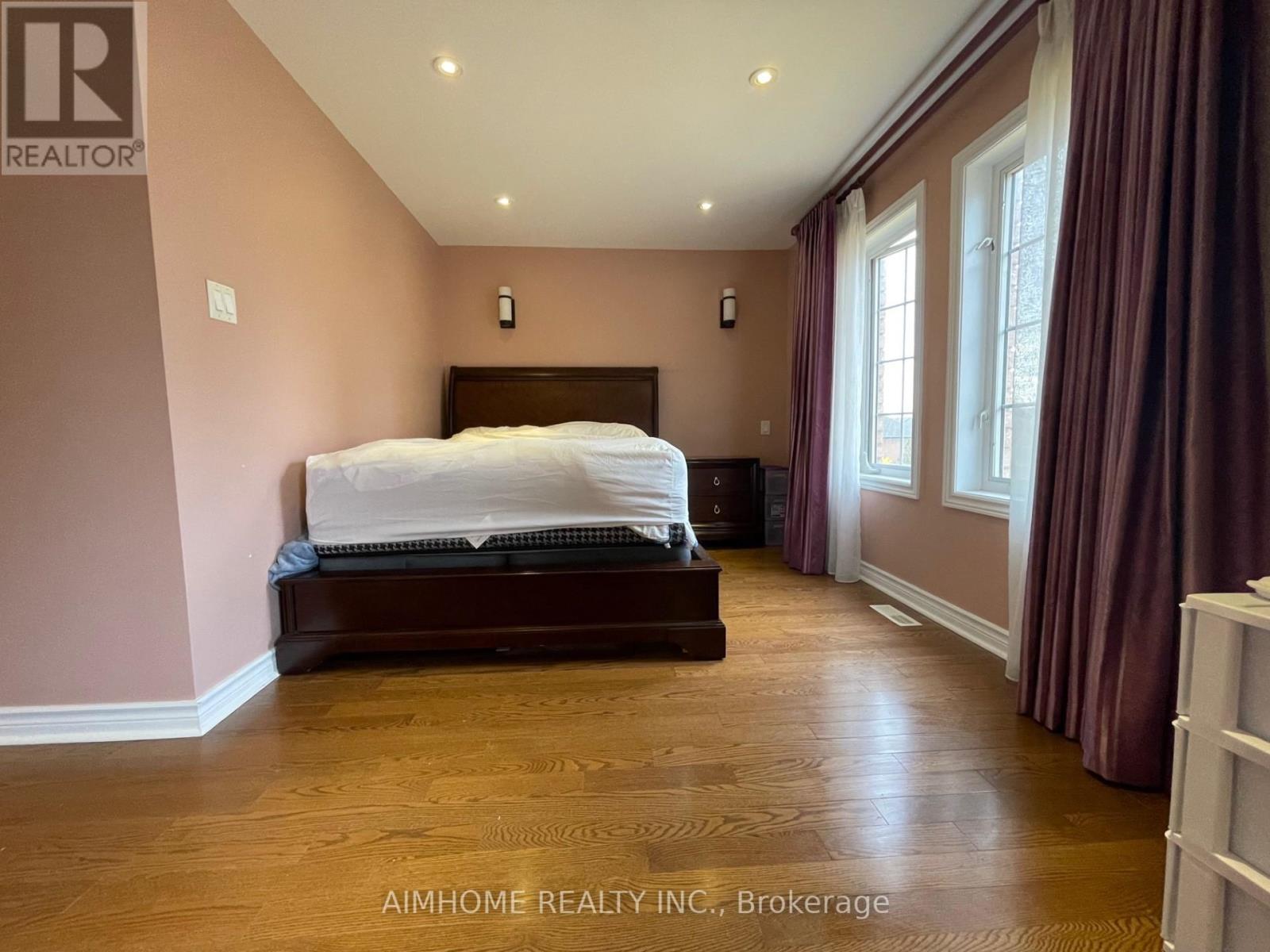 75 Leitchcroft Crescent, Markham, ON