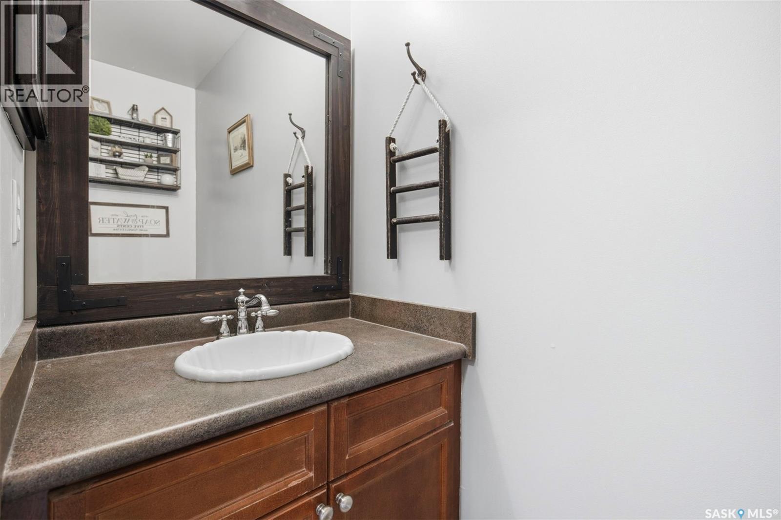 306 Denham Court, Saskatoon, SK