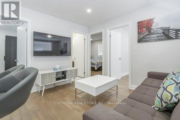 170 Emerson Street, Hamilton, ON