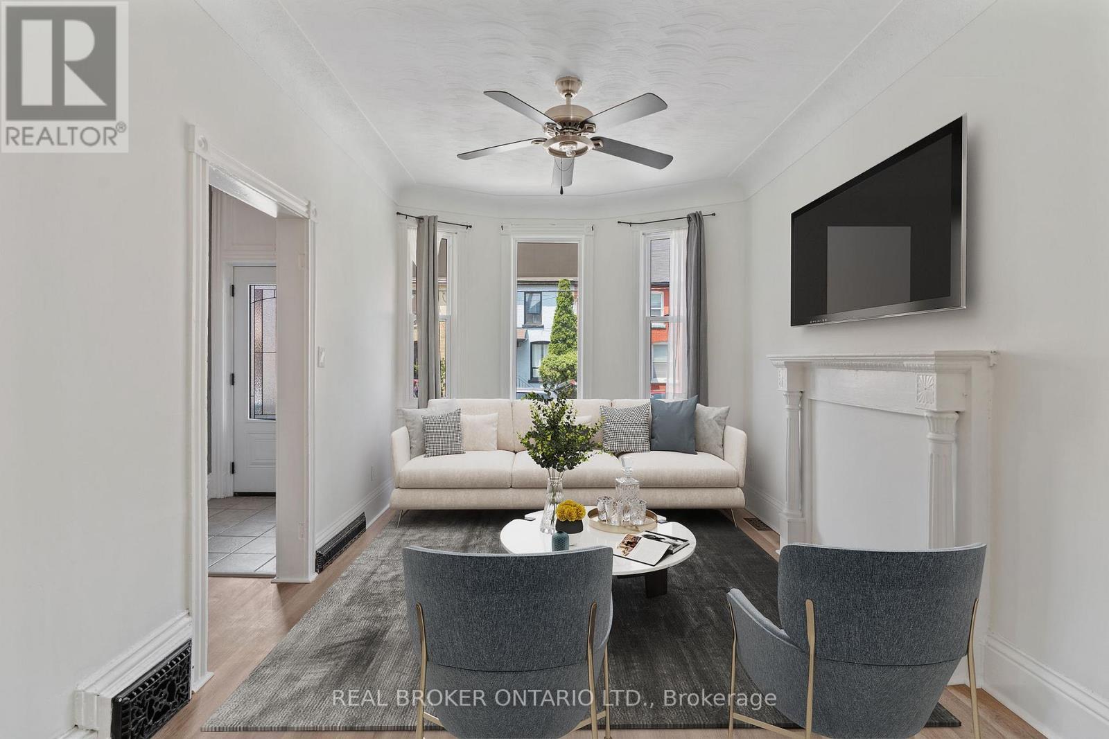 Virtually Staged - 40 Ashley Street, Hamilton, ON