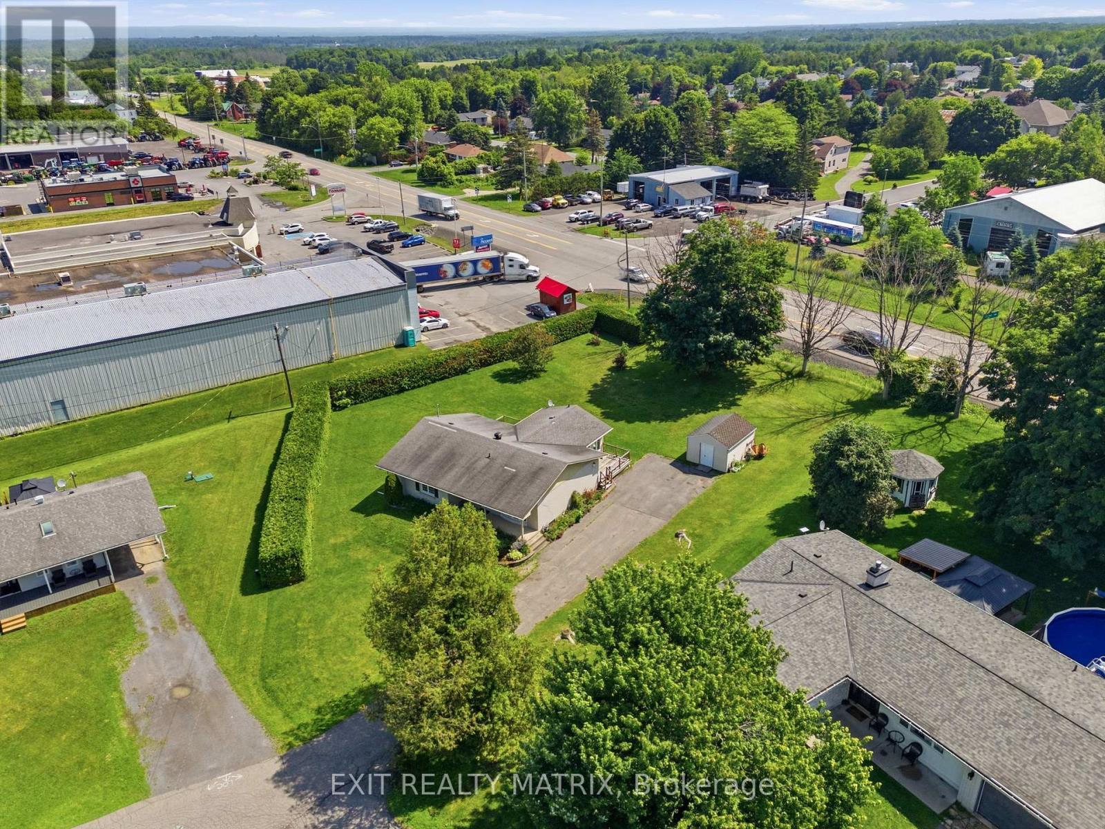 3 Hillview Circle, Champlain, ON