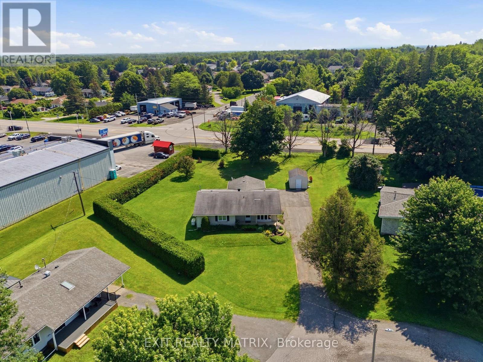 3 Hillview Circle, Champlain, ON