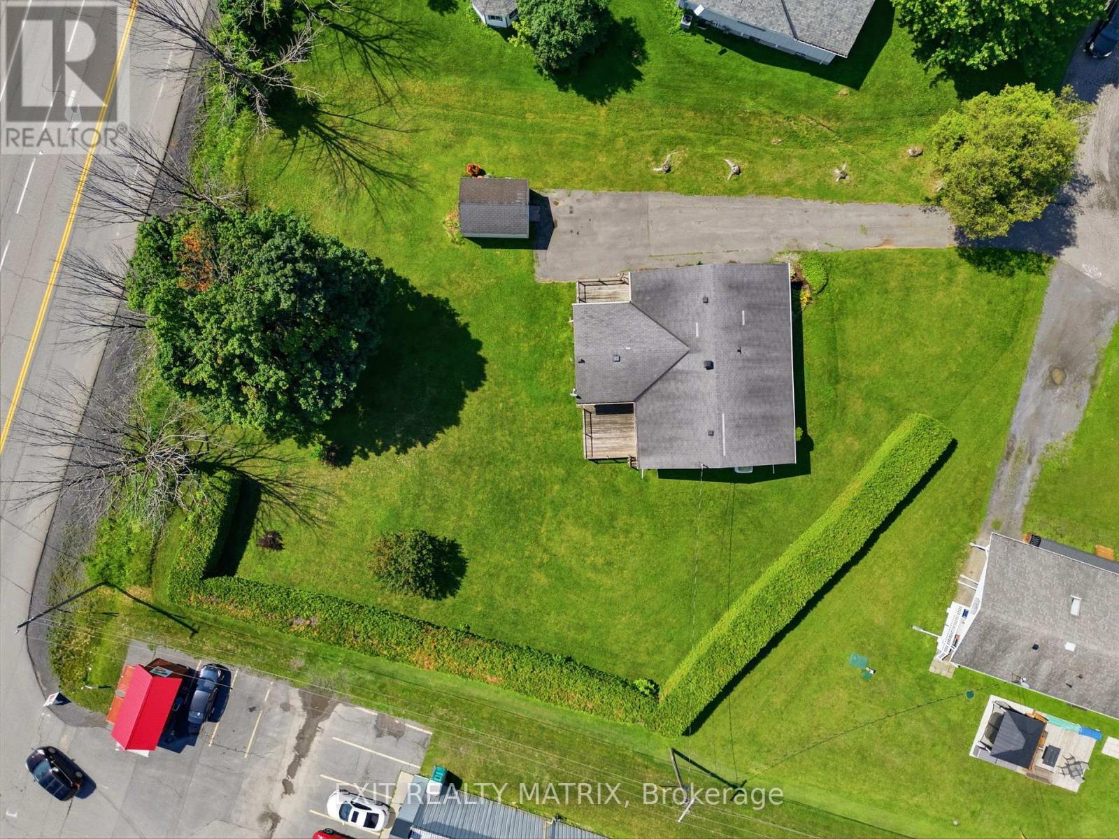 3 Hillview Circle, Champlain, ON
