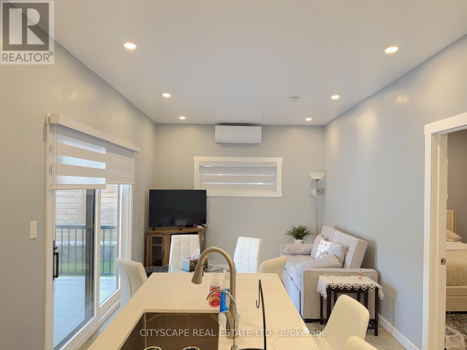 3211 Angel Pass (Secondary Dwelling) Drive, Mississauga, ON - Indoor