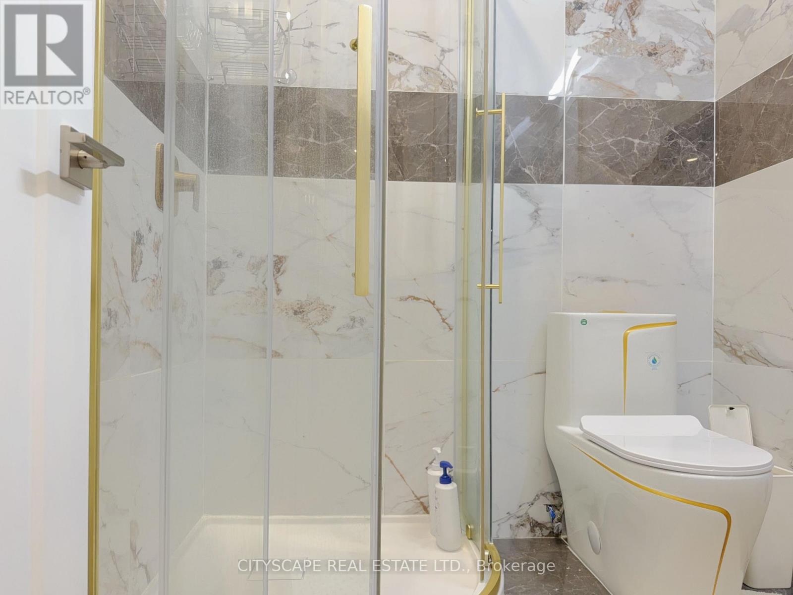 3211 Angel Pass (Secondary Dwelling) Drive, Mississauga, ON - Indoor Photo Showing Bathroom