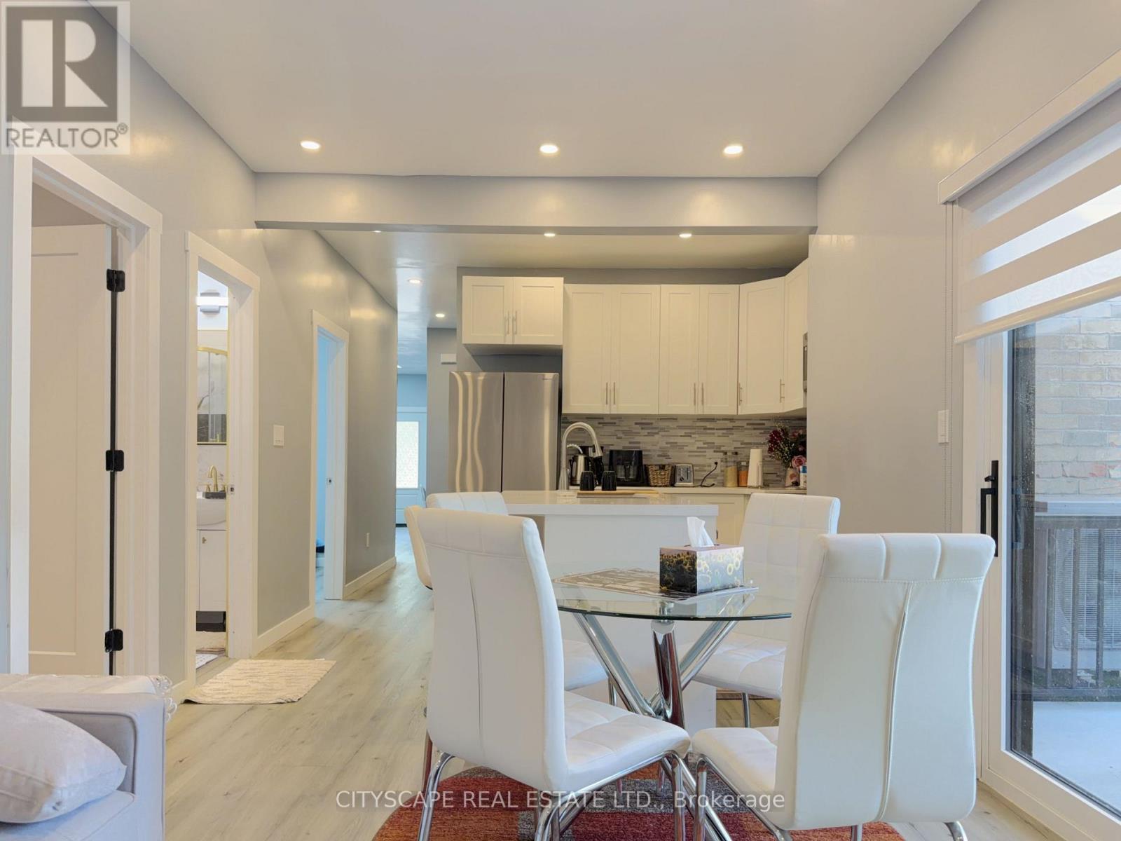 3211 Angel Pass (Secondary Dwelling) Drive, Mississauga, ON - Indoor Photo Showing Other Room