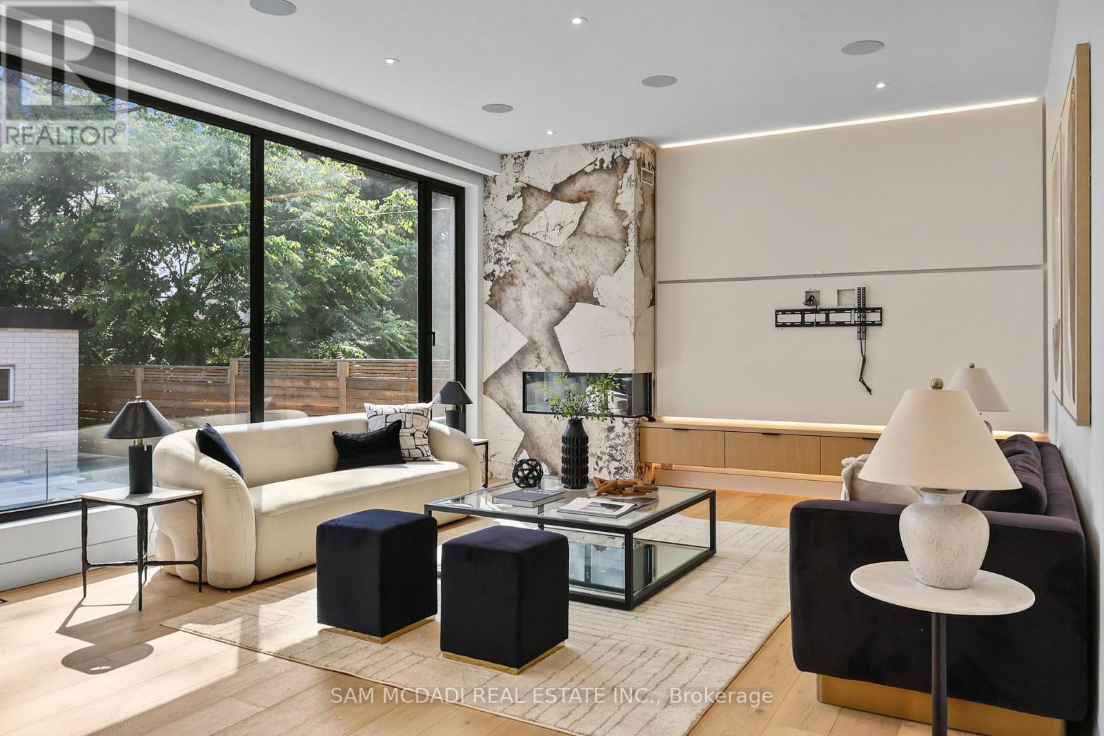 2186 Harcourt Crescent, Mississauga, ON