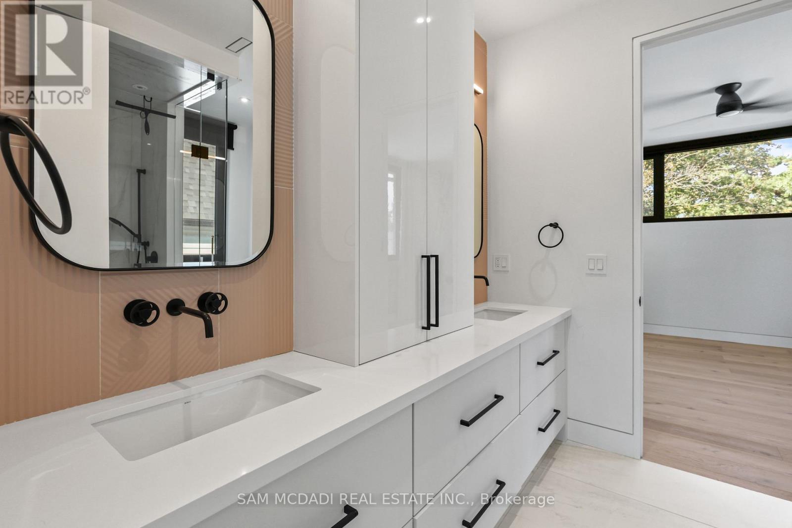 2186 Harcourt Crescent, Mississauga, ON