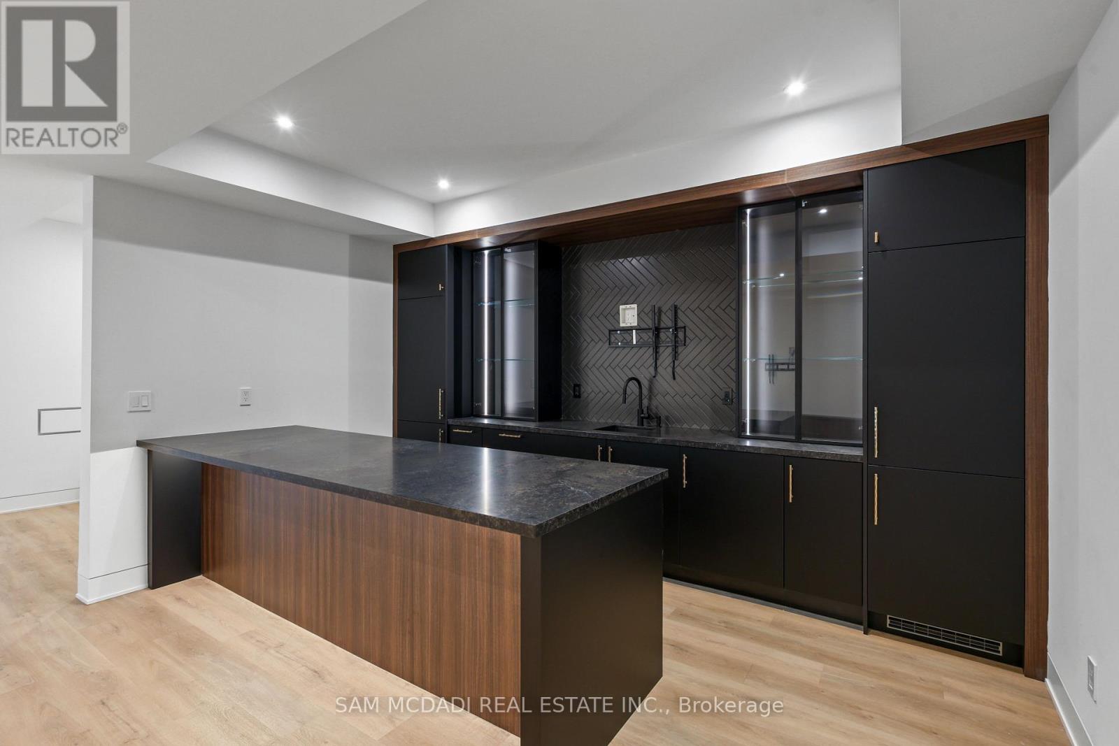 2186 Harcourt Crescent, Mississauga, ON