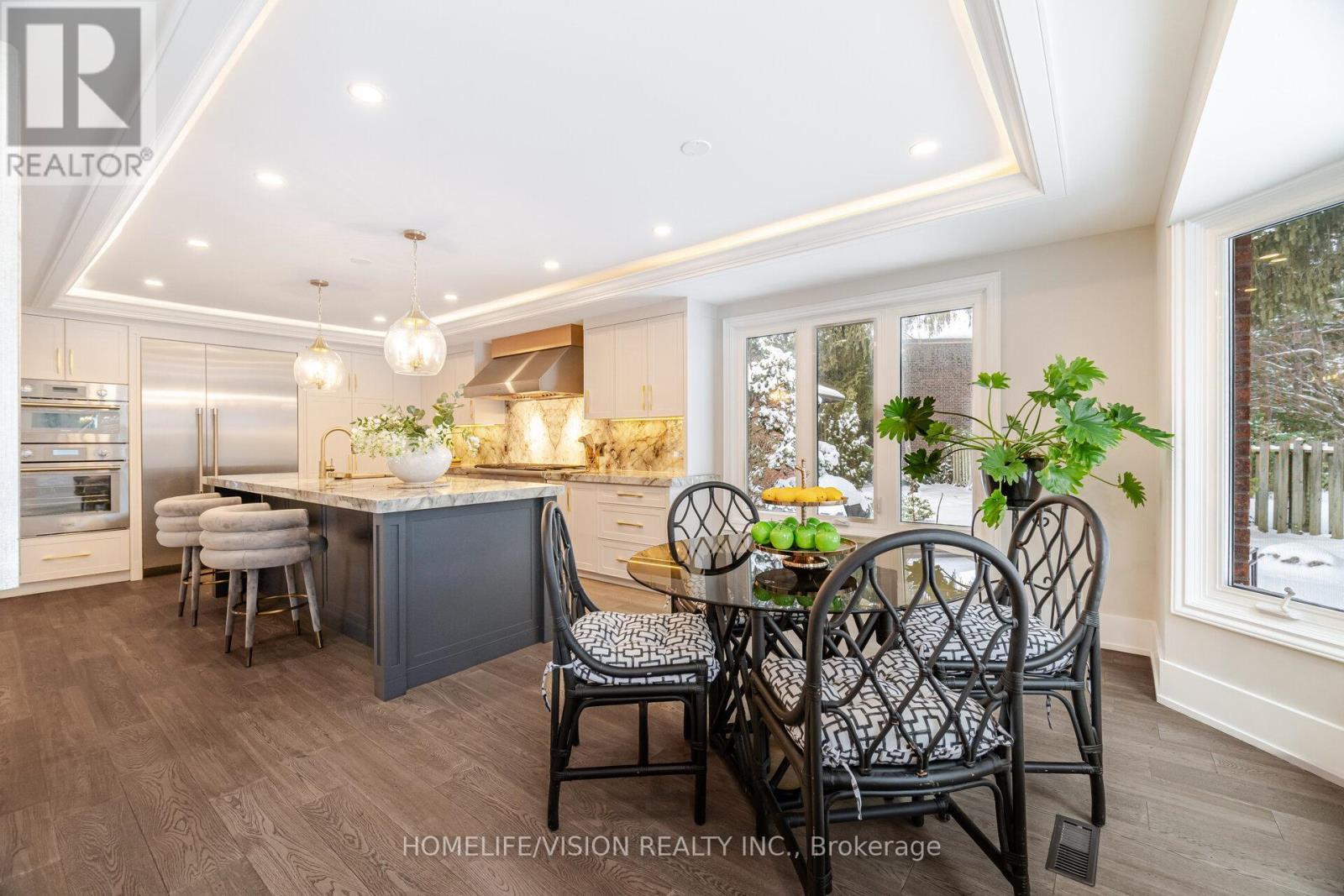 1298 Bunsden Avenue, Mississauga, ON
