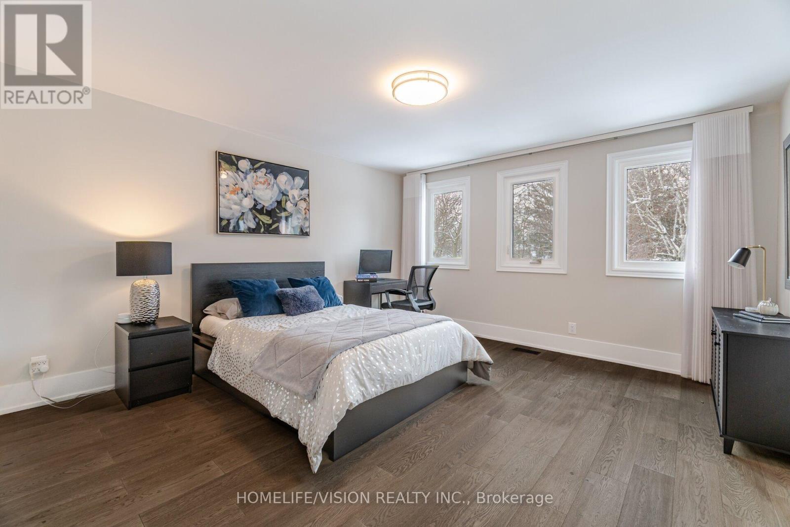 1298 Bunsden Avenue, Mississauga, ON