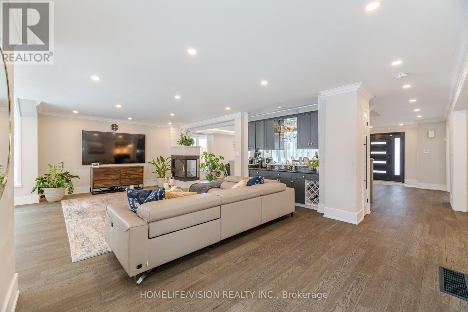 1298 Bunsden Avenue, Mississauga, ON