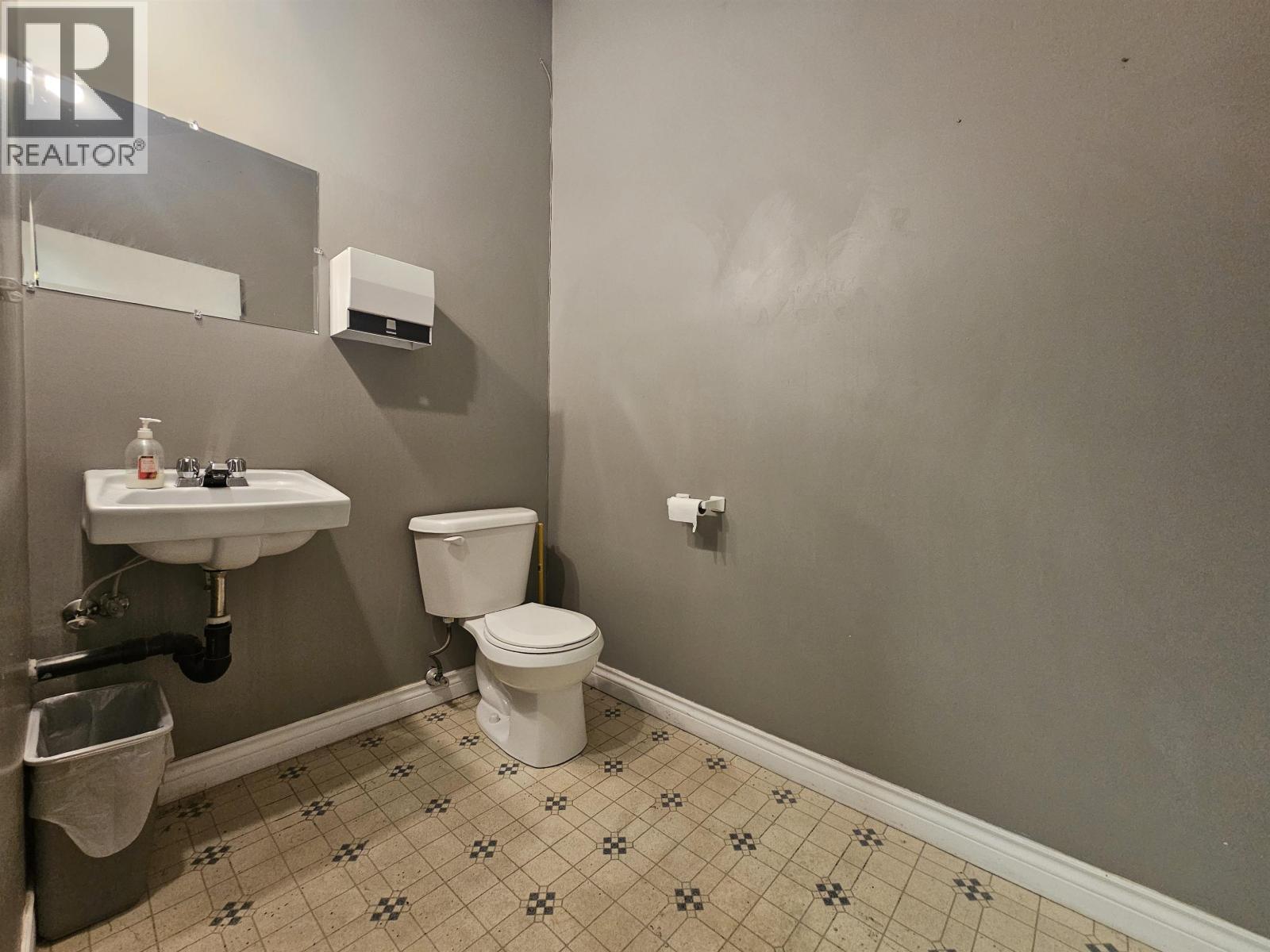 1262 Vernon Drive, Vancouver, BC