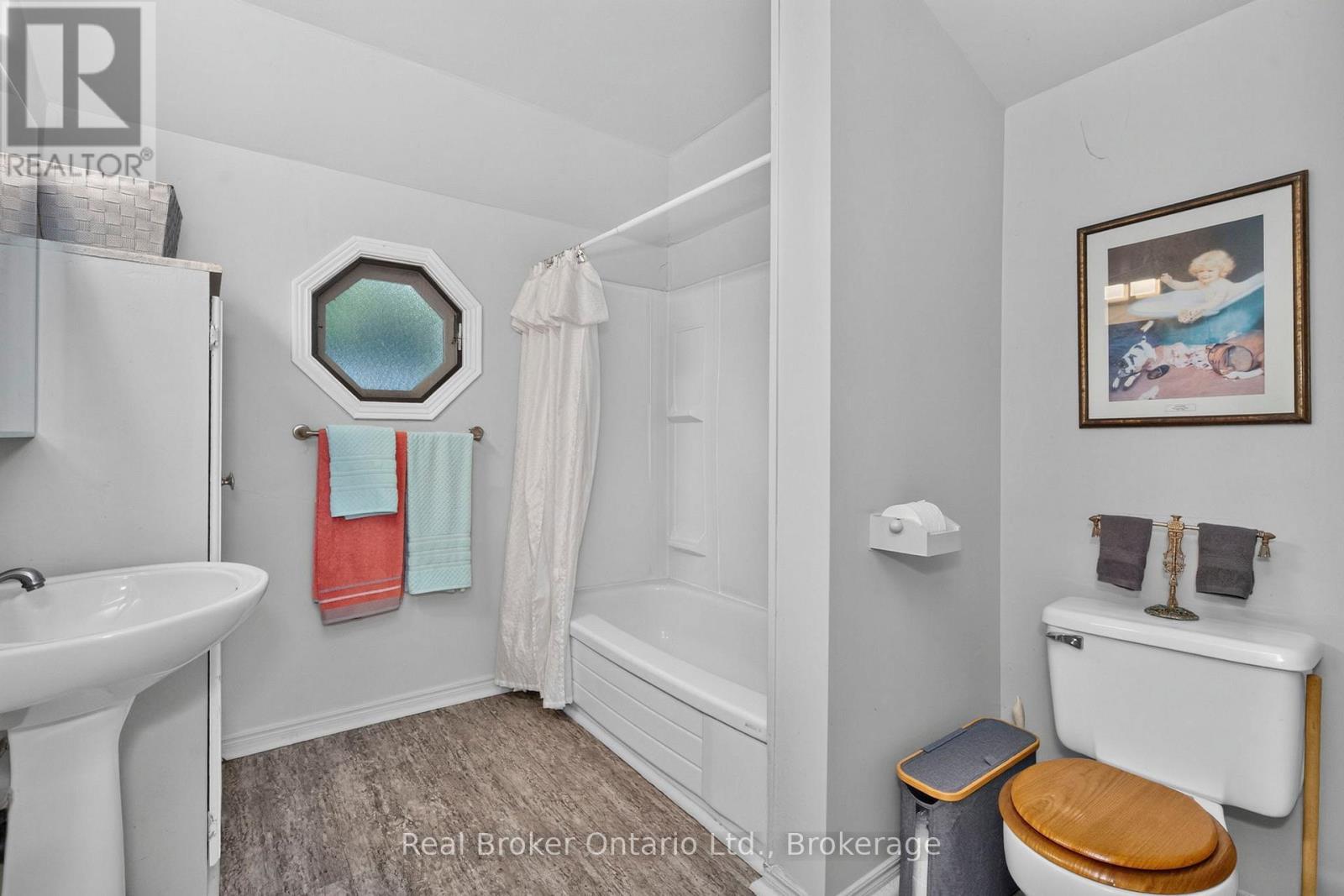 81 Andrew Drive, Tiny, ON