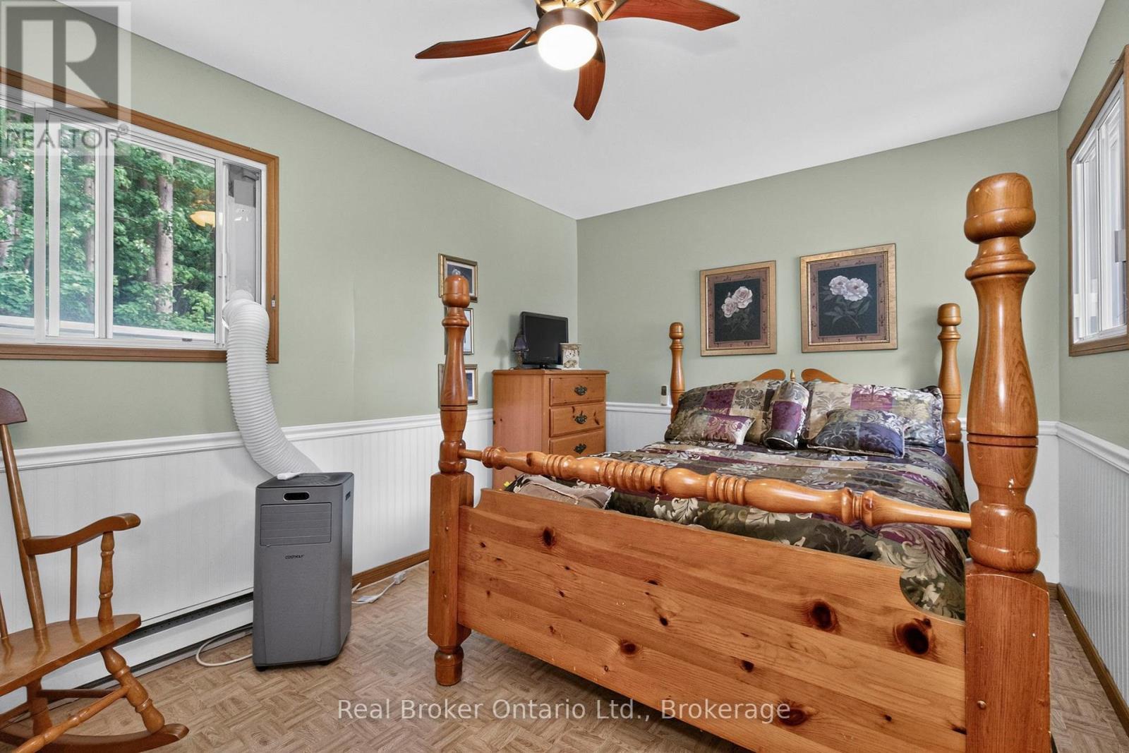 81 Andrew Drive, Tiny, ON
