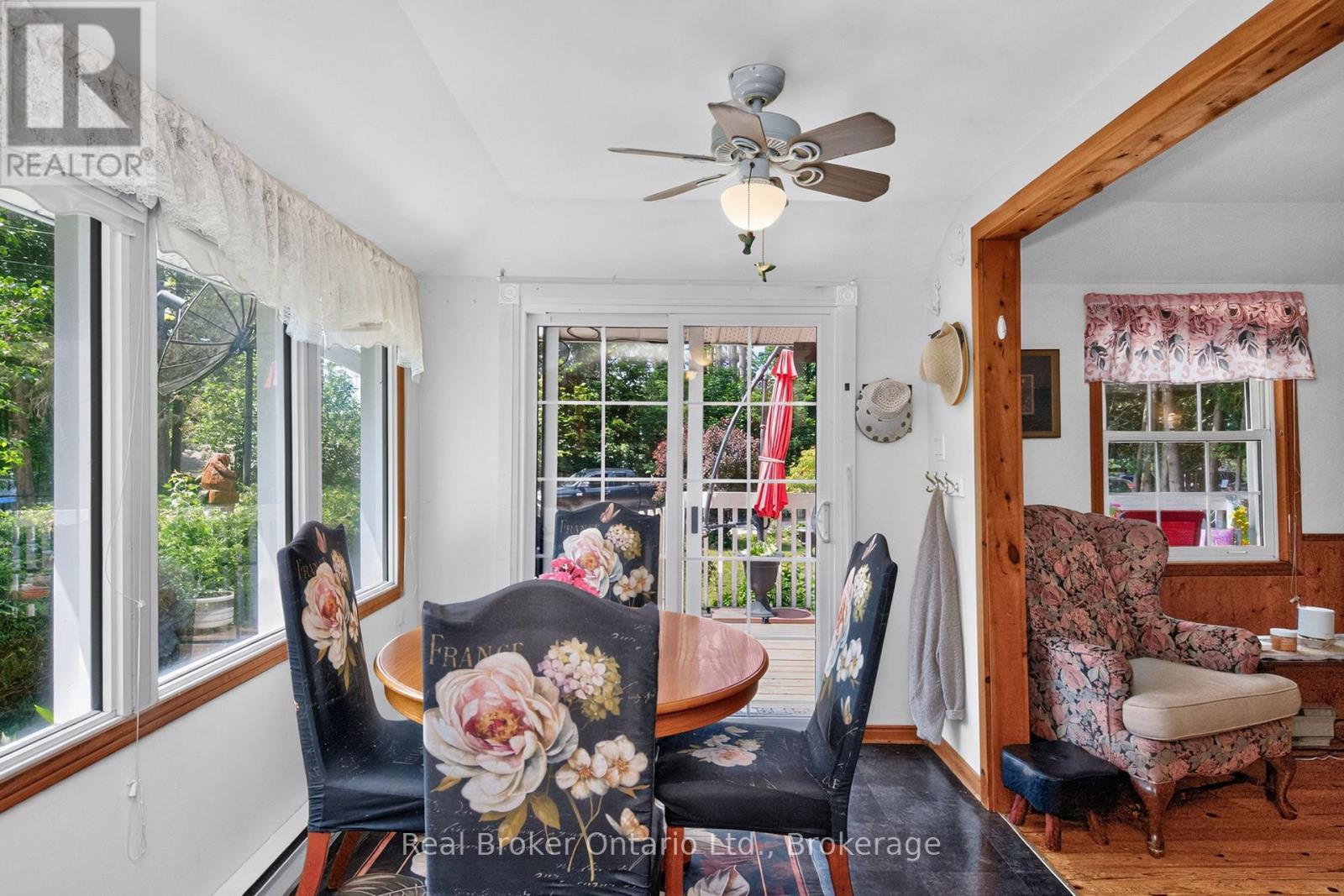 81 Andrew Drive, Tiny, ON