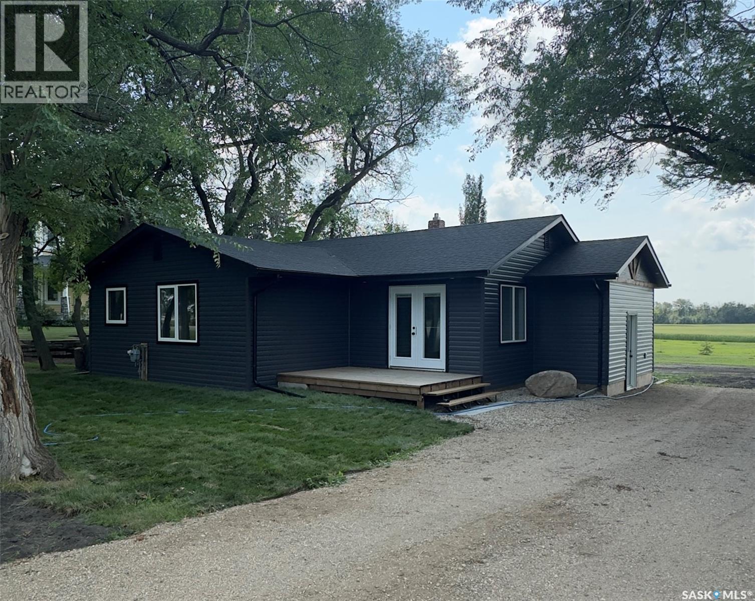 324 Penner Street, Waldheim, SK - Outdoor