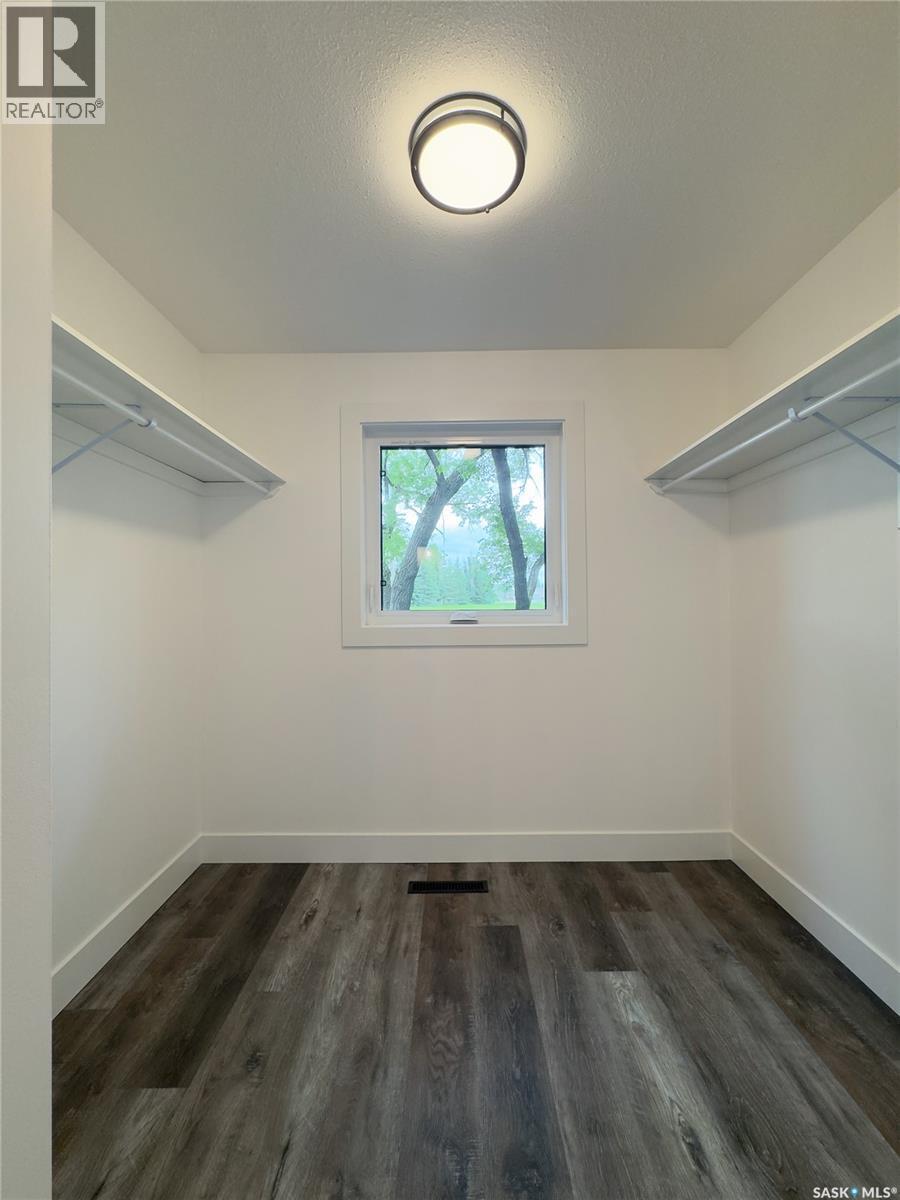 324 Penner Street, Waldheim, SK - Indoor