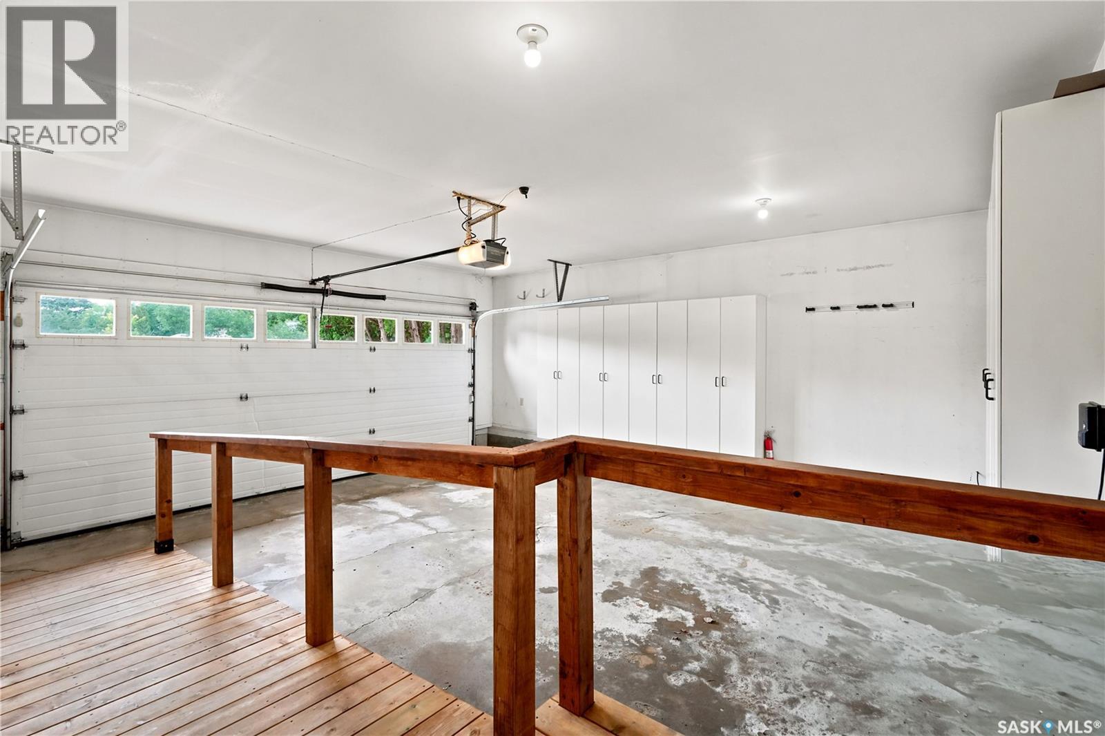18 Lakeview Place, Regina, SK