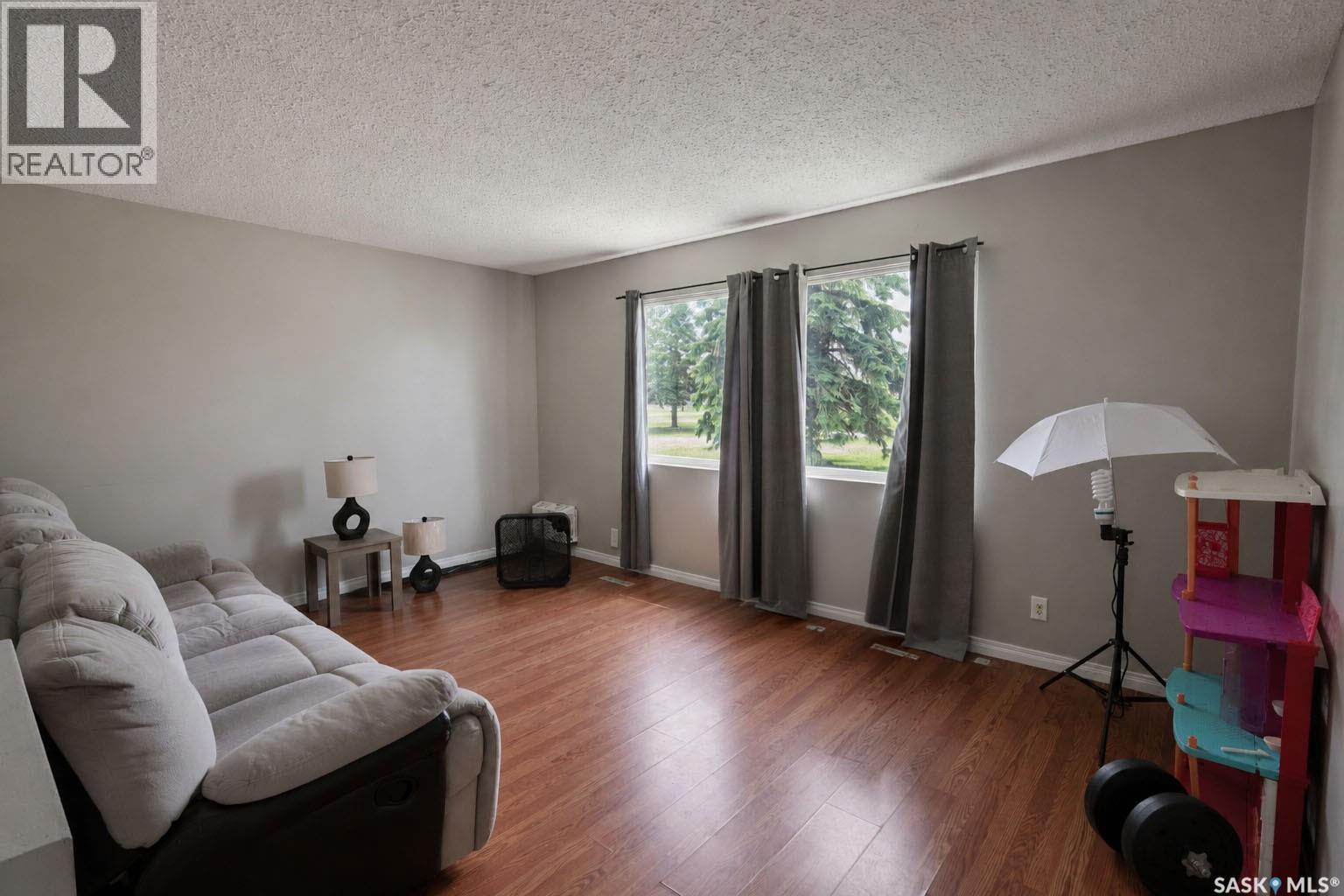 602 28Th Street E, Prince Albert, SK