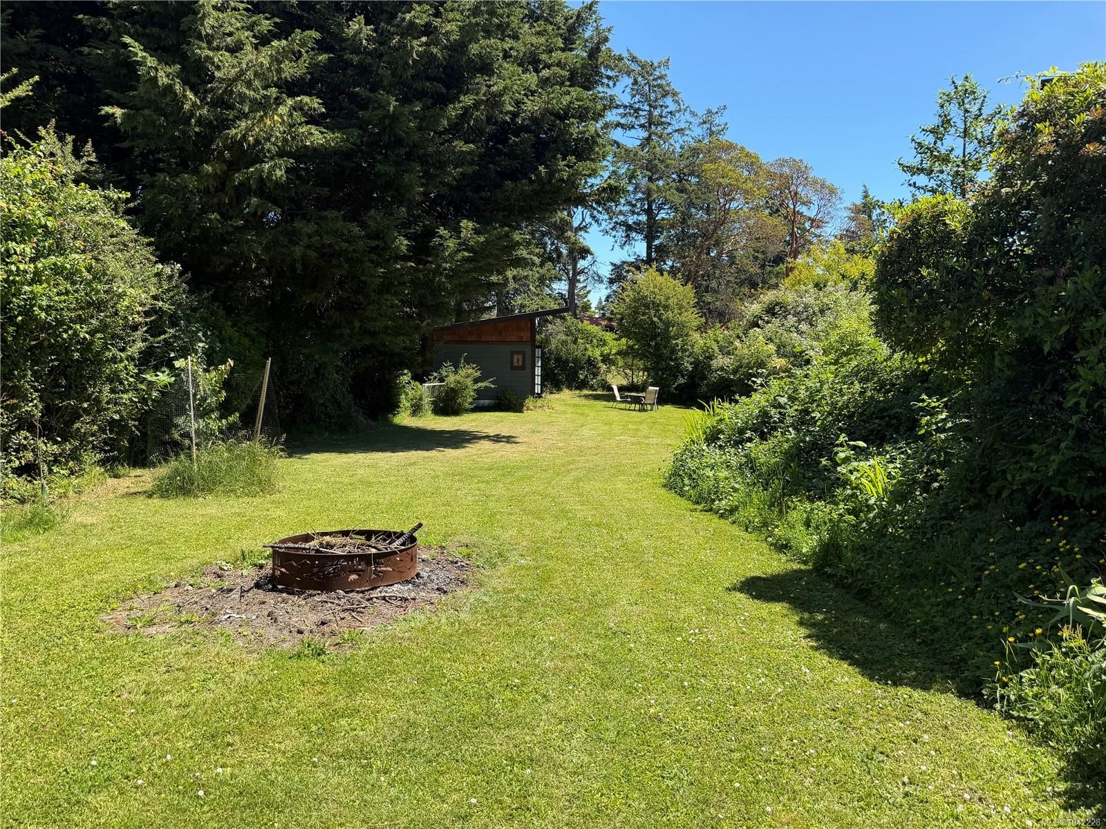 3931 Circle Dr, Metchosin, BC