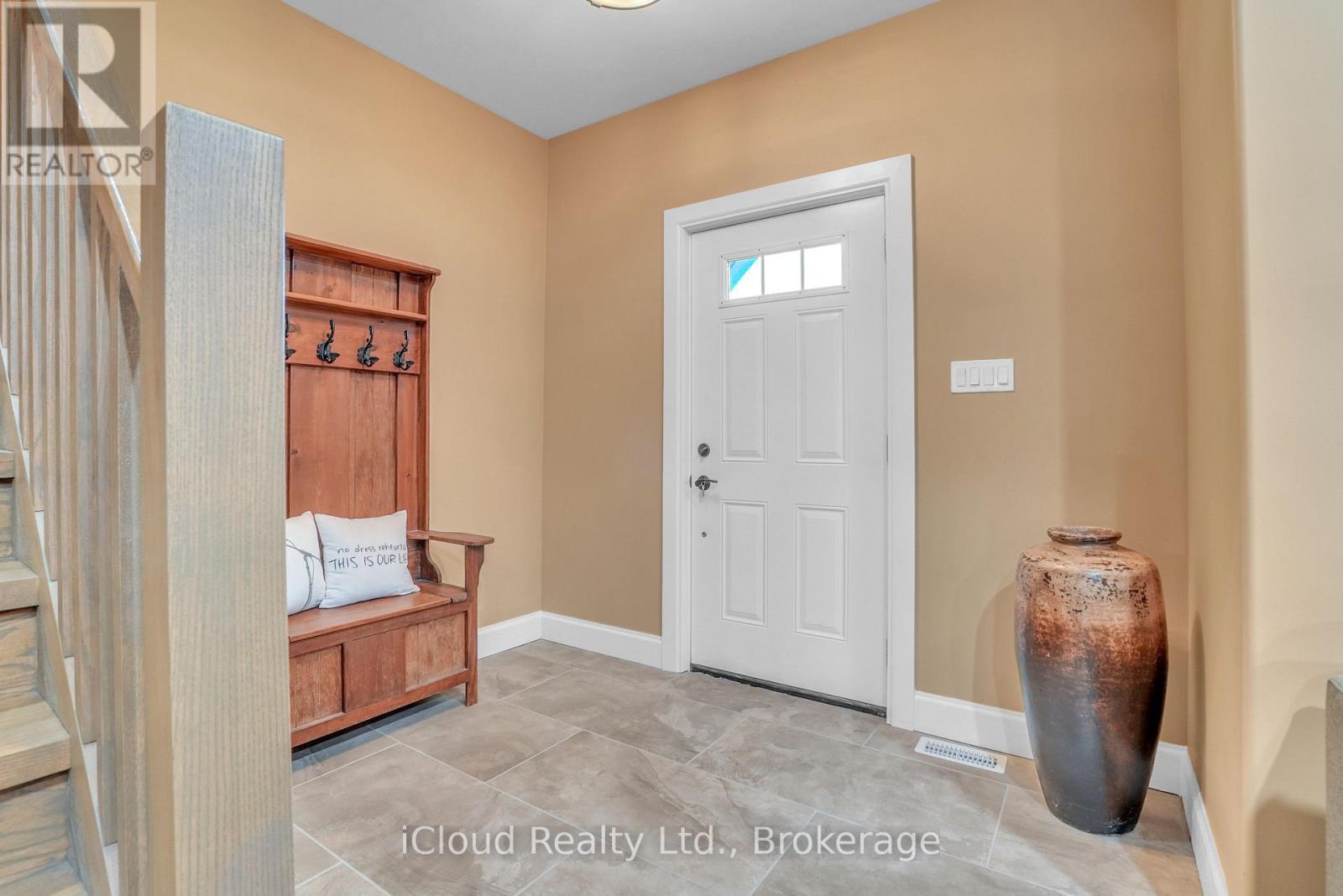 2091 Dwyer Road, Springwater, ON