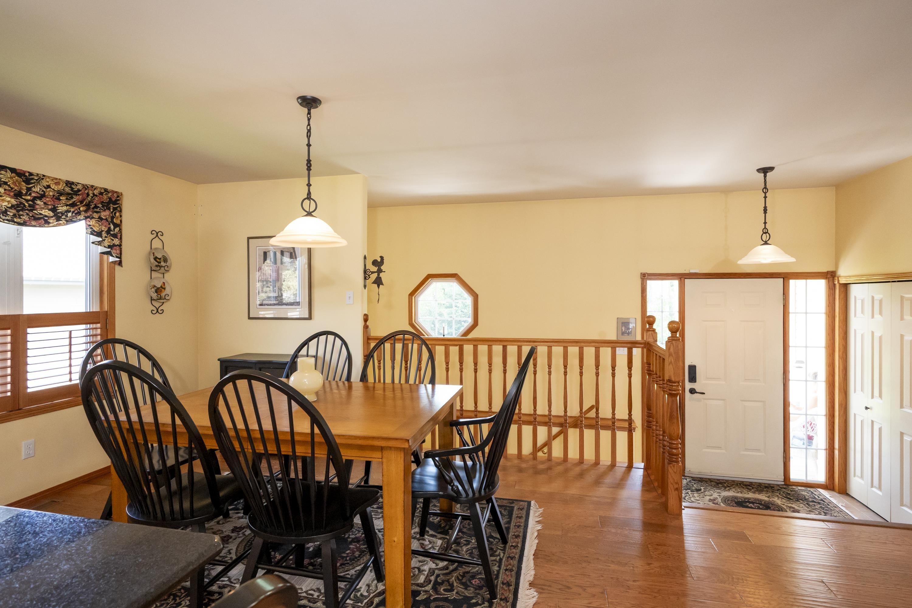 185 Ridgecrest Road, Thunder Bay, ON - Indoor Photo Showing Dining Room