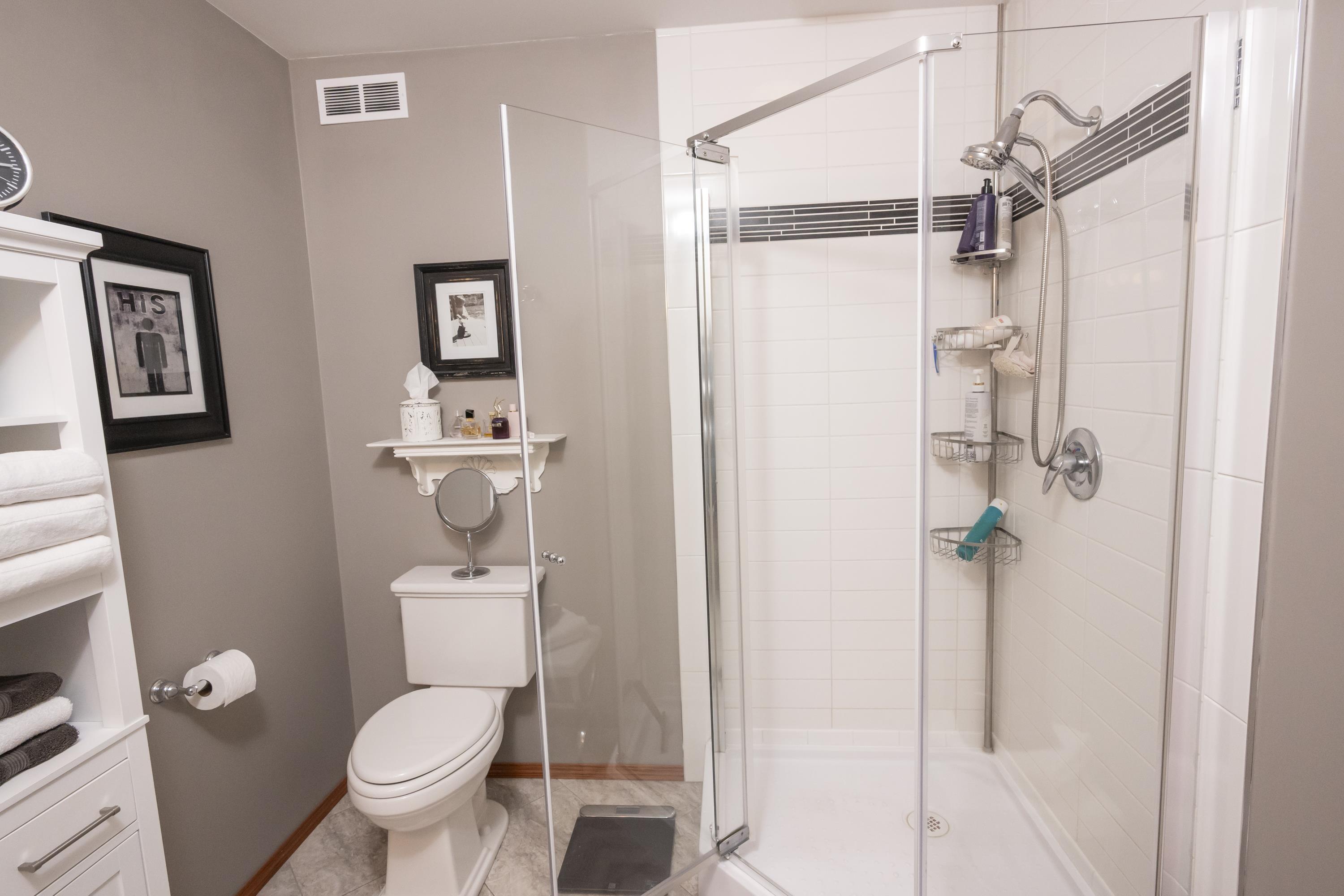 185 Ridgecrest Road, Thunder Bay, ON - Indoor Photo Showing Bathroom