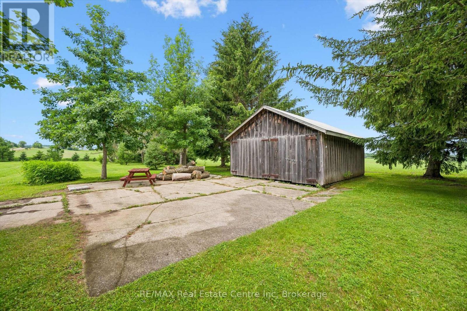 24 x 43 ft Workshop - 9098 Sideroad 27 Road, Erin, ON - Outdoor