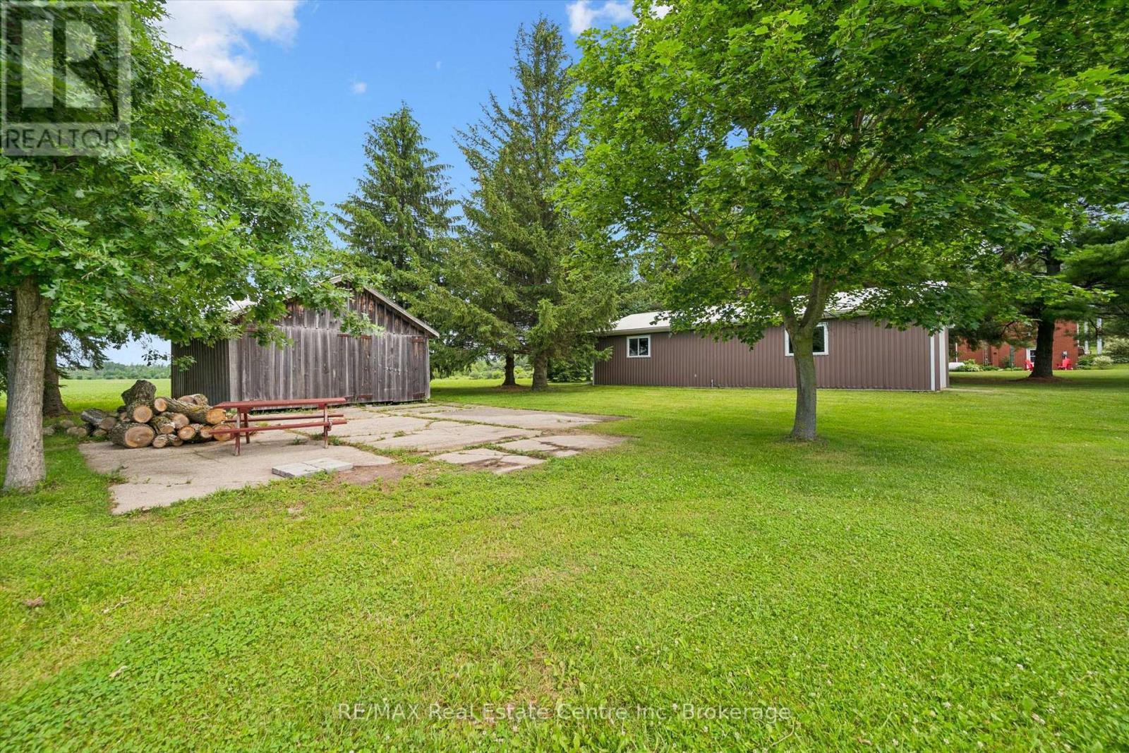 19 x 24 ft Barn - 9098 Sideroad 27 Road, Erin, ON - Outdoor