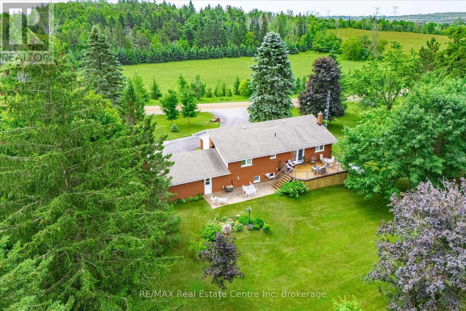 9098 Sideroad 27 Road, Erin, ON - Outdoor With View