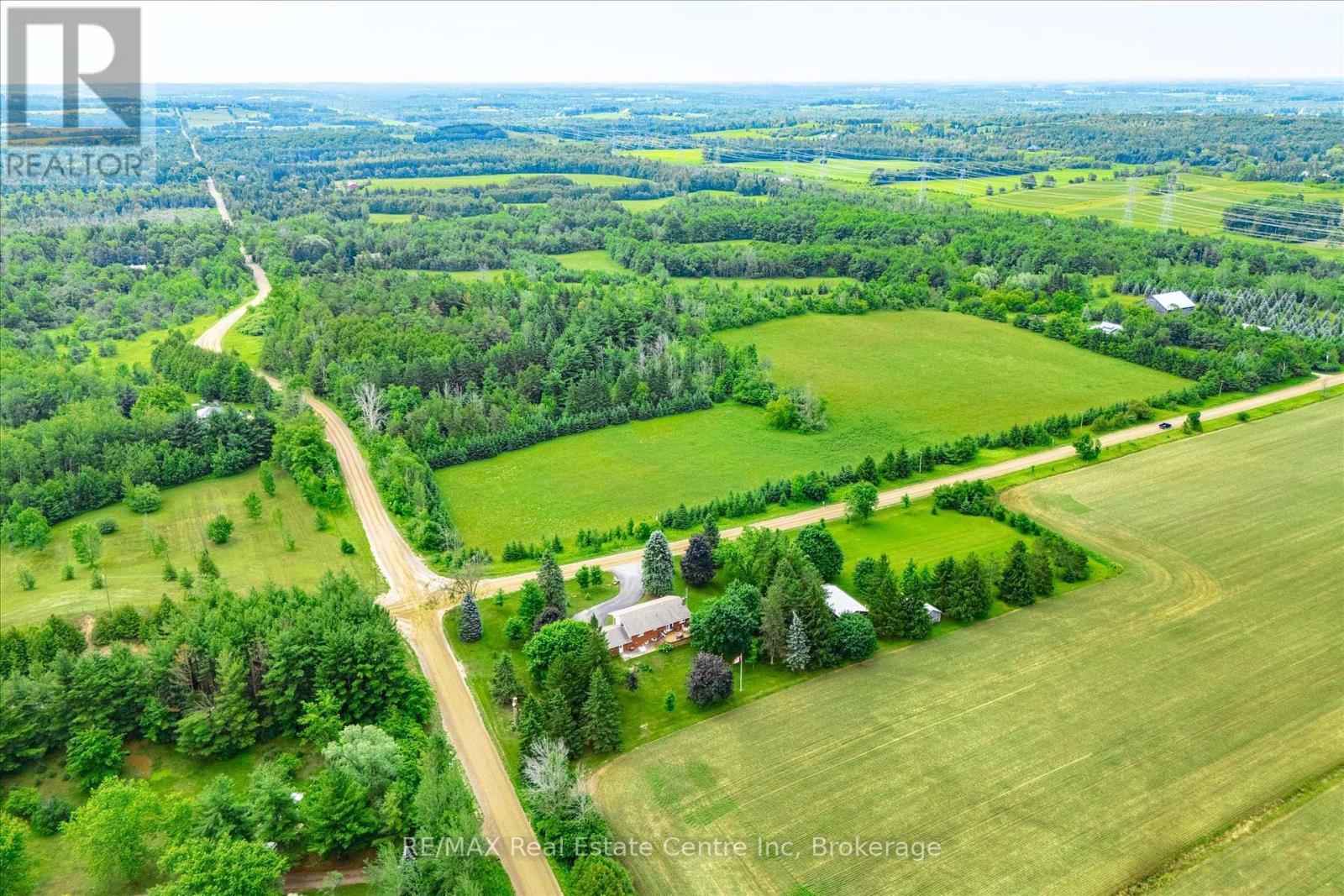 9098 Sideroad 27 Road, Erin, ON - Outdoor